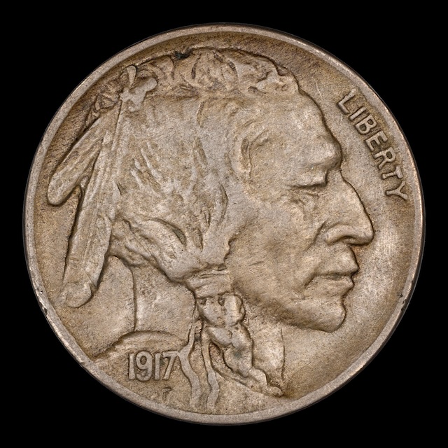 1917 Buffalo nickel Two Feathers FS-401 variety — close-up of headdress showing only two feathers with smooth missing area